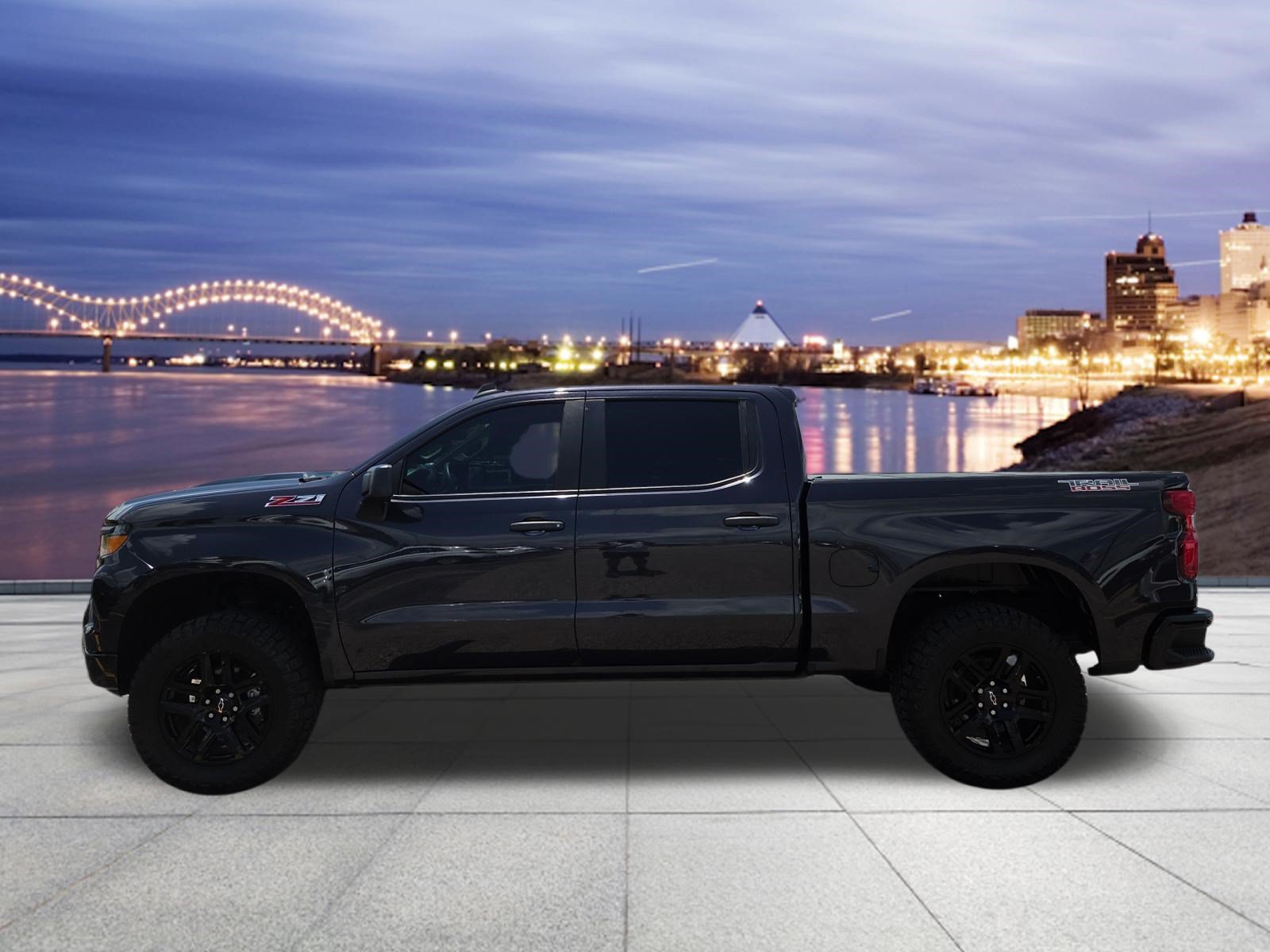 Used 2022 Chevrolet Silverado 1500 Custom Trail Boss w/ LPO, Dark Essentials Package AWD/4WD image 2