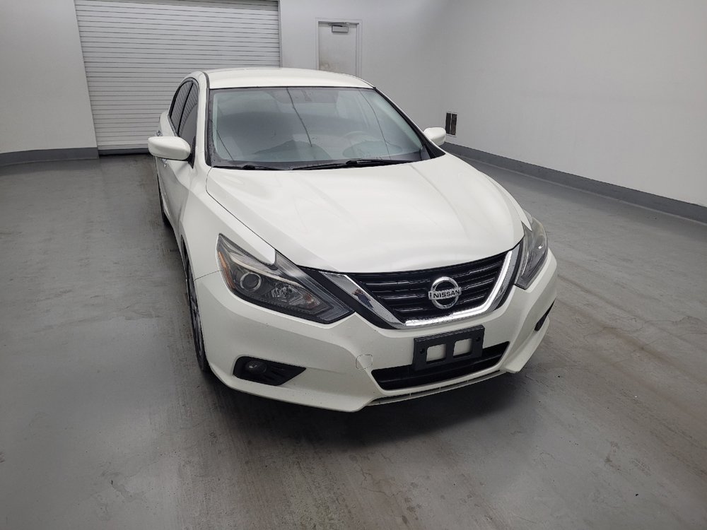 Used 2018 Nissan Altima 2.5 SR w/ SR Special Edition FWD image 14