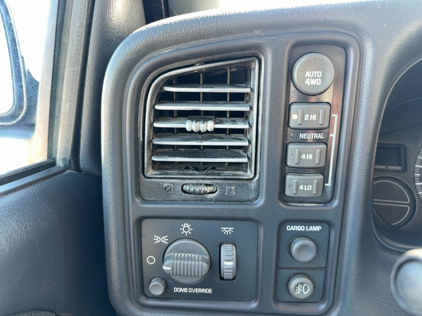 Used 2002 Chevrolet Silverado 1500 LS w/ Off-Road Pkg AWD/4WD image 15