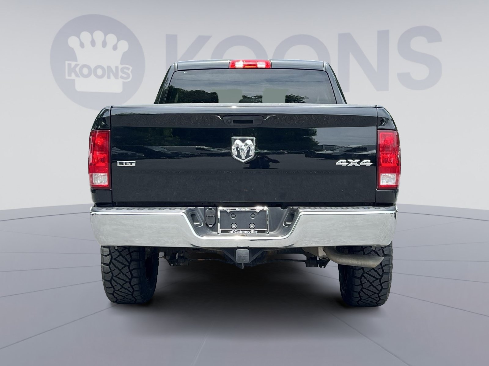 Used 2024 RAM 1500 Classic SLT AWD/4WD image 10