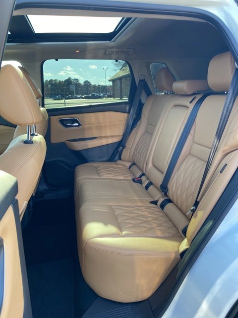 Used 2021 Nissan Rogue Platinum image 25