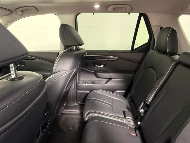 Used 2024 Honda Pilot Elite image 36