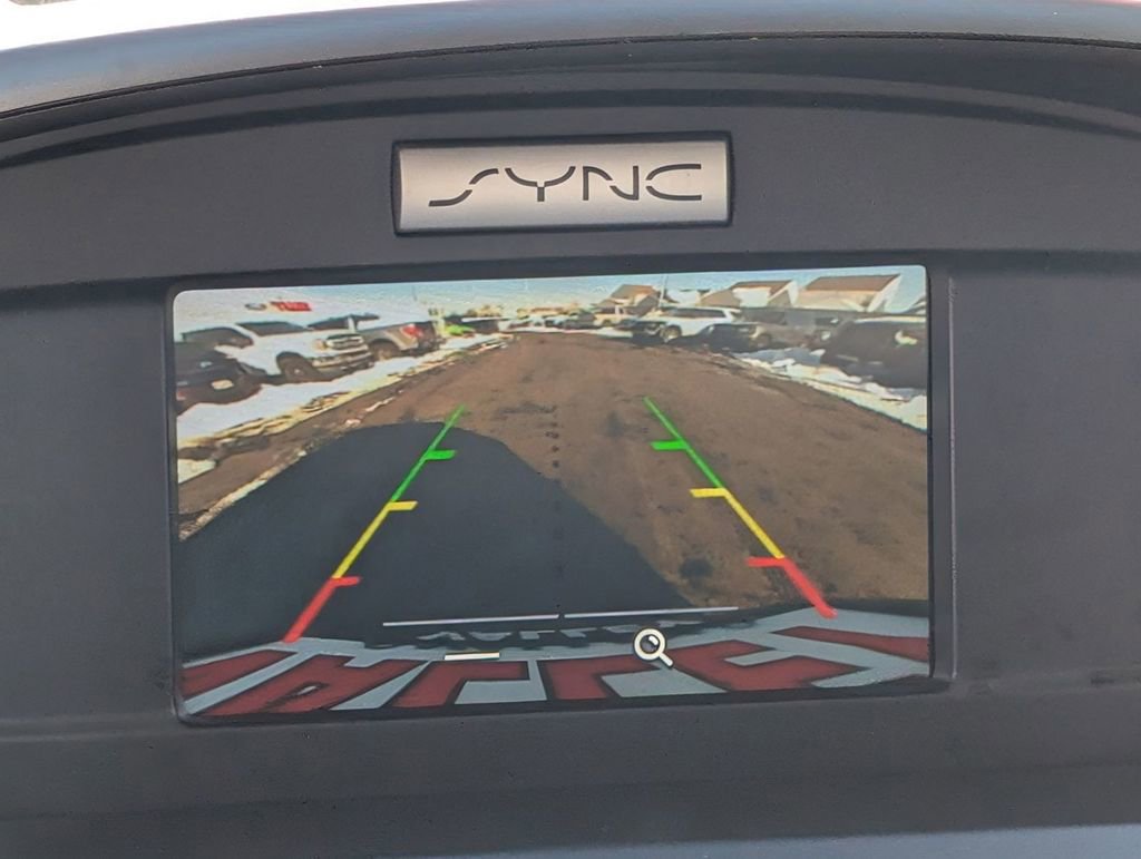 Used 2017 Ford Escape SE image 3