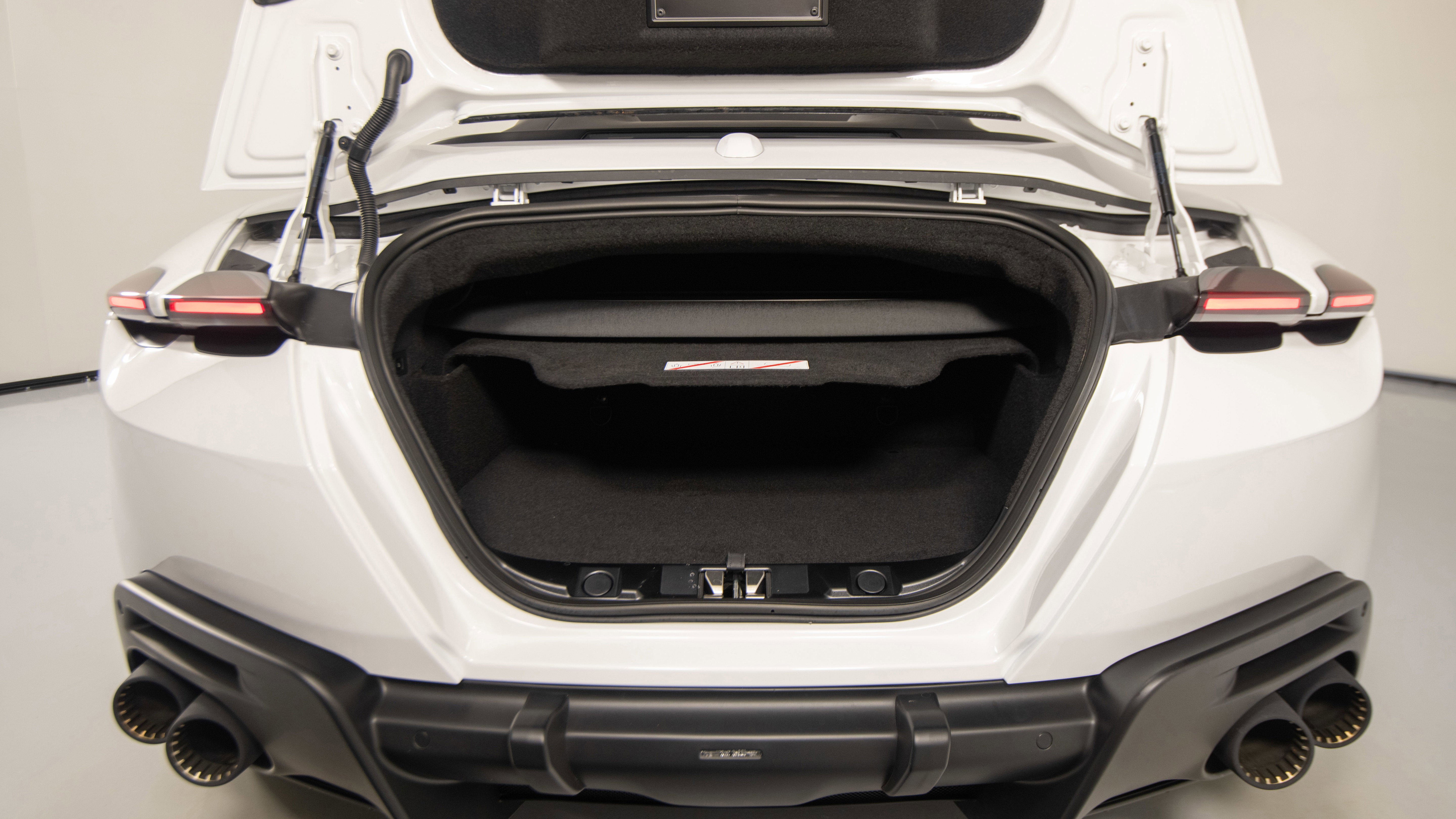 Certified 2026 Ferrari Roma Spider image 37