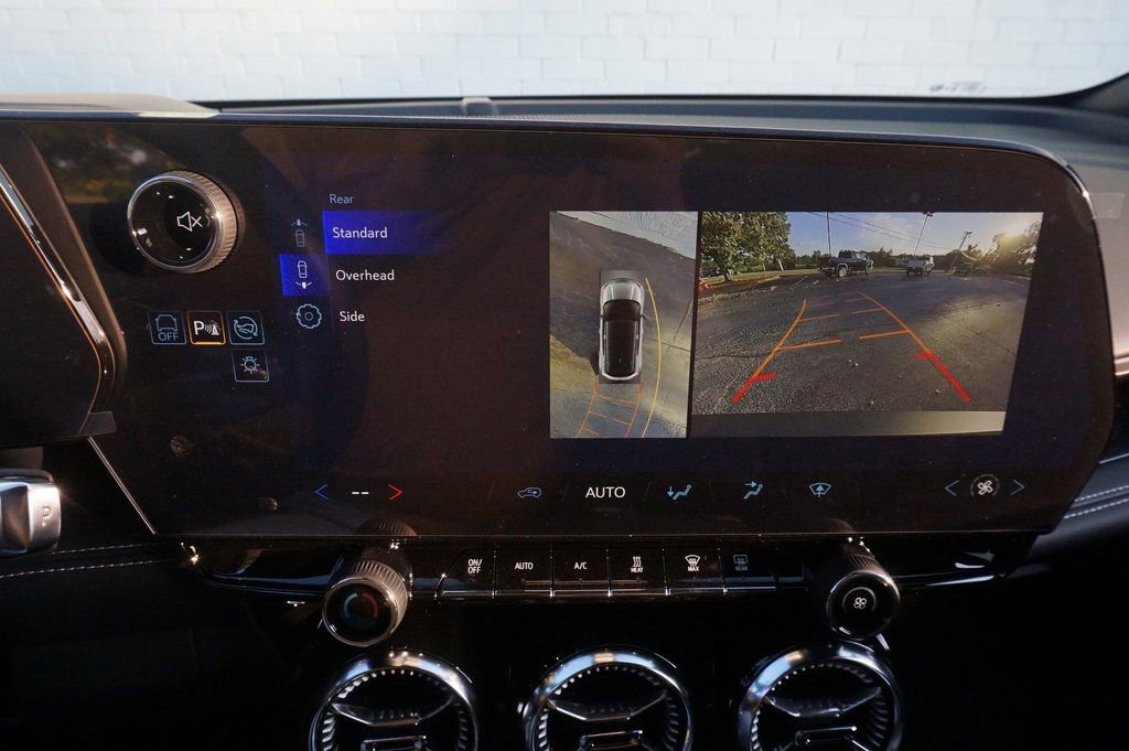 New 2026 Chevrolet Blazer EV LT w/ Midnight/Sport Edition image 16