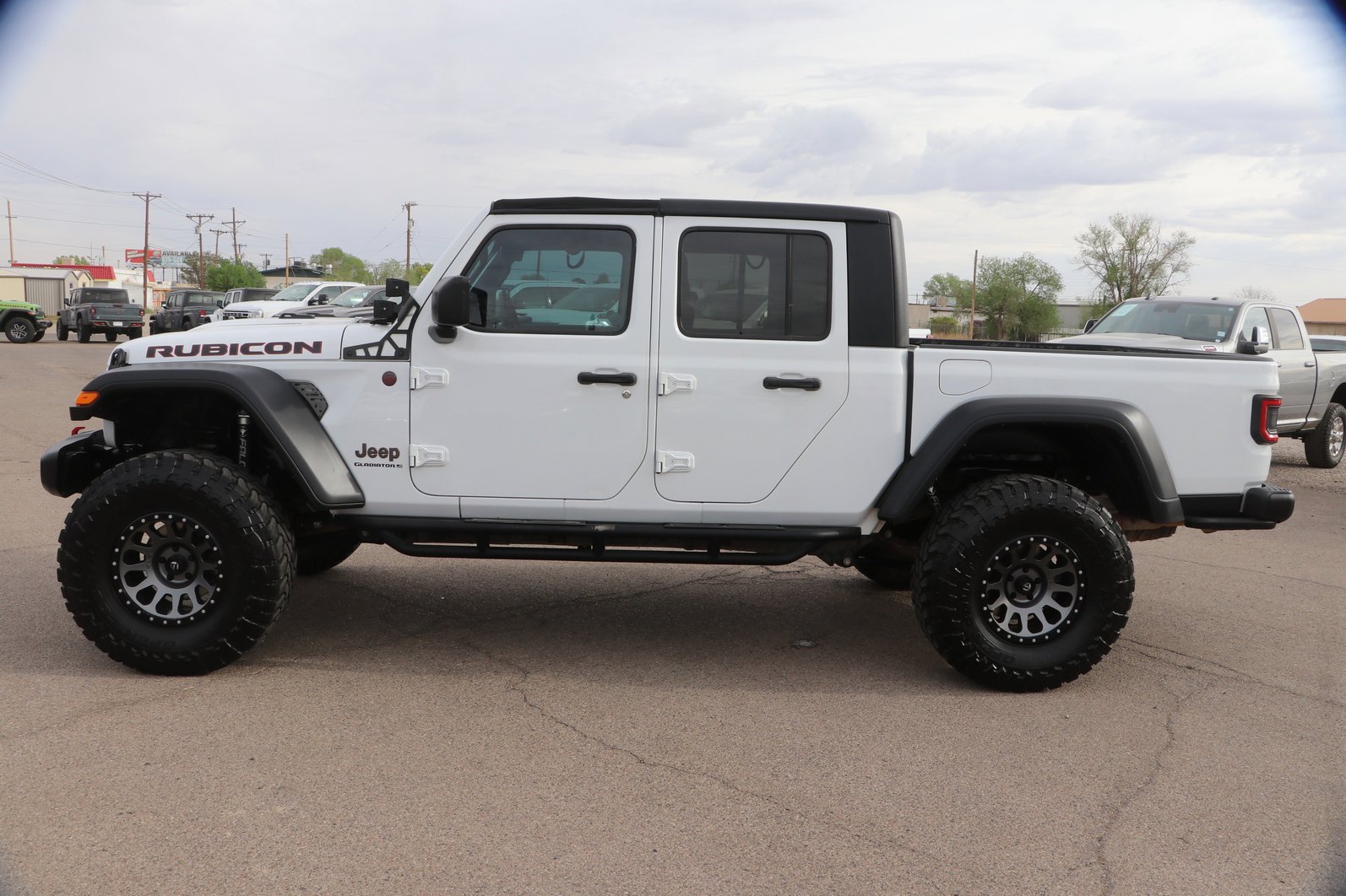 Used 2023 Jeep Gladiator Rubicon w/ Trailer Tow Package image 4