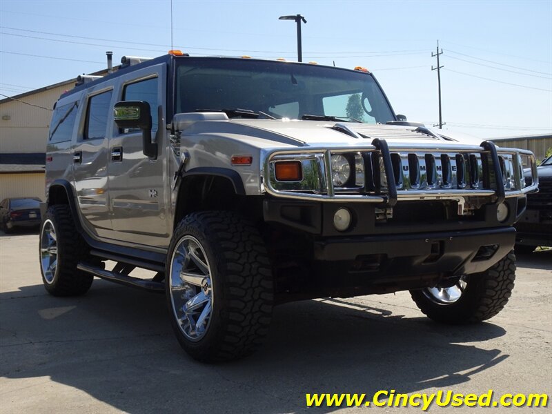 Used 2004 HUMMER H2 w/ Preferred Equipment Group AWD/4WD image 5