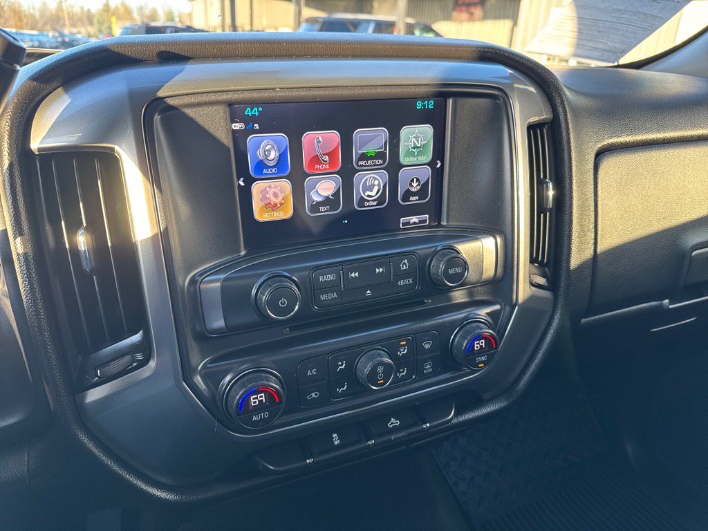 Used 2017 Chevrolet Silverado 1500 LT w/ All Star Edition AWD/4WD image 11
