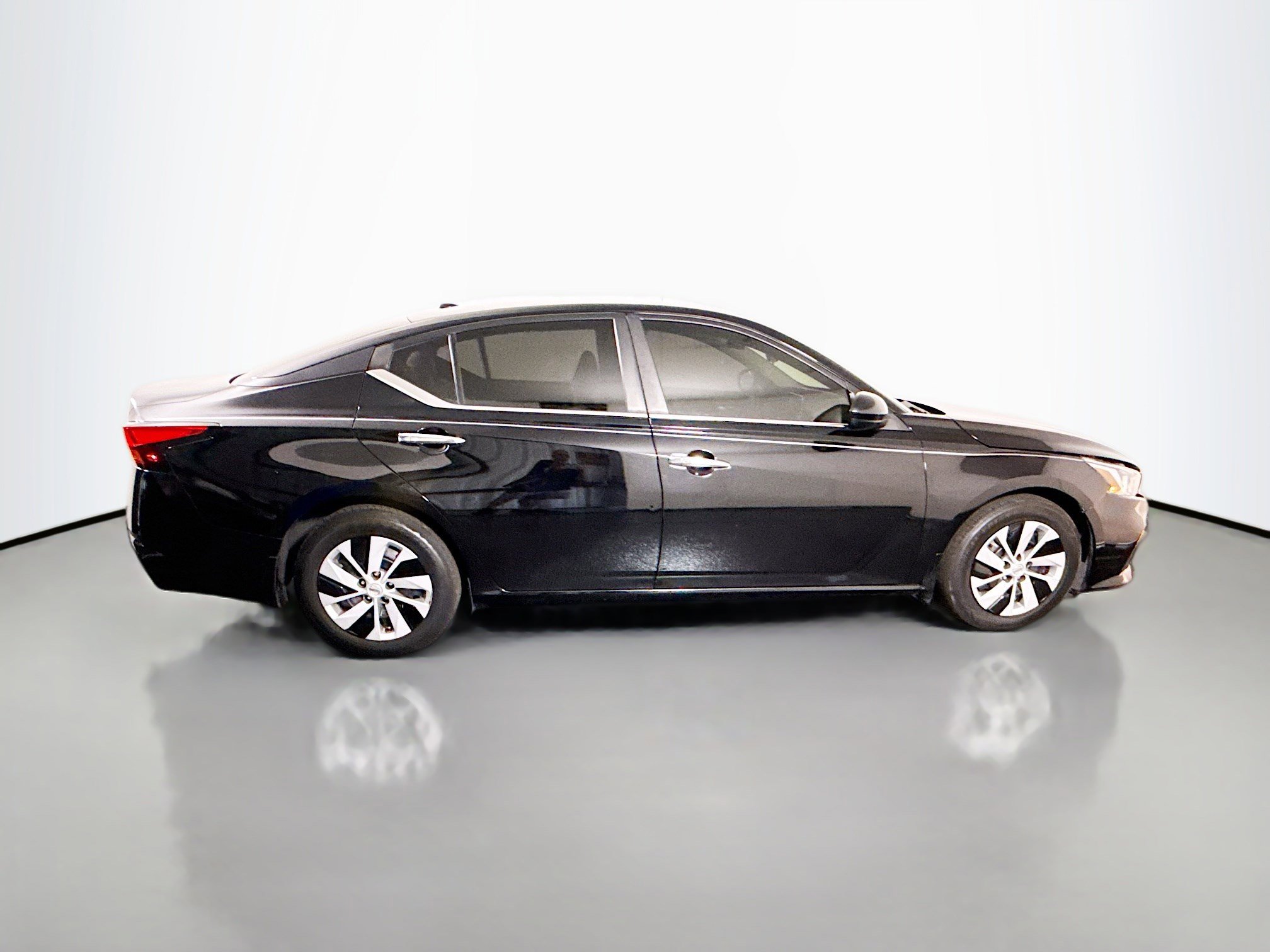 Used 2020 Nissan Altima 2.5 S w/ Driver Assist Package FWD image 11