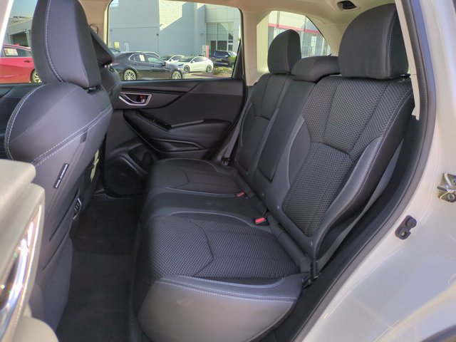 Used 2019 Subaru Forester Premium AWD/4WD image 19