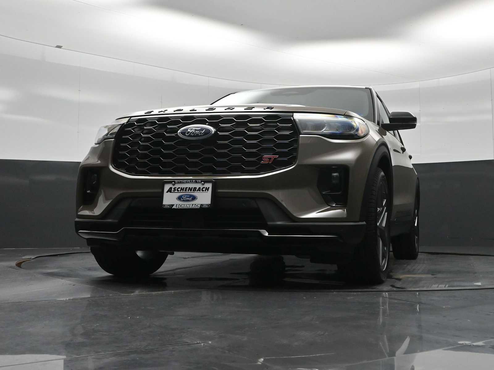 New 2026 Ford Explorer ST image 29