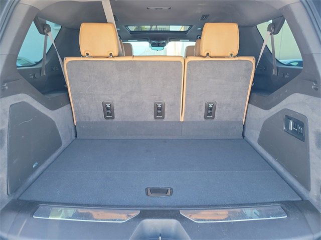 Certified 2022 Cadillac Escalade ESV Premium Luxury w/ Performance Package image 12