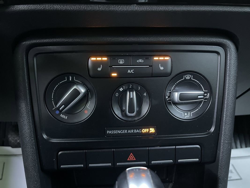 Used 2017 Volkswagen Beetle 1.8T Classic image 21