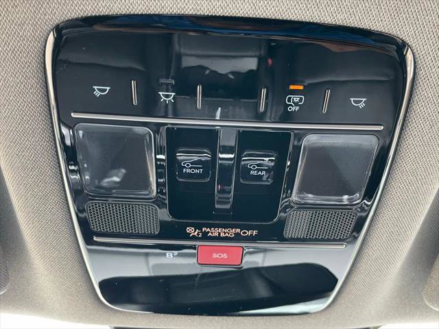 Used 2025 Hyundai Santa Fe Limited image 38