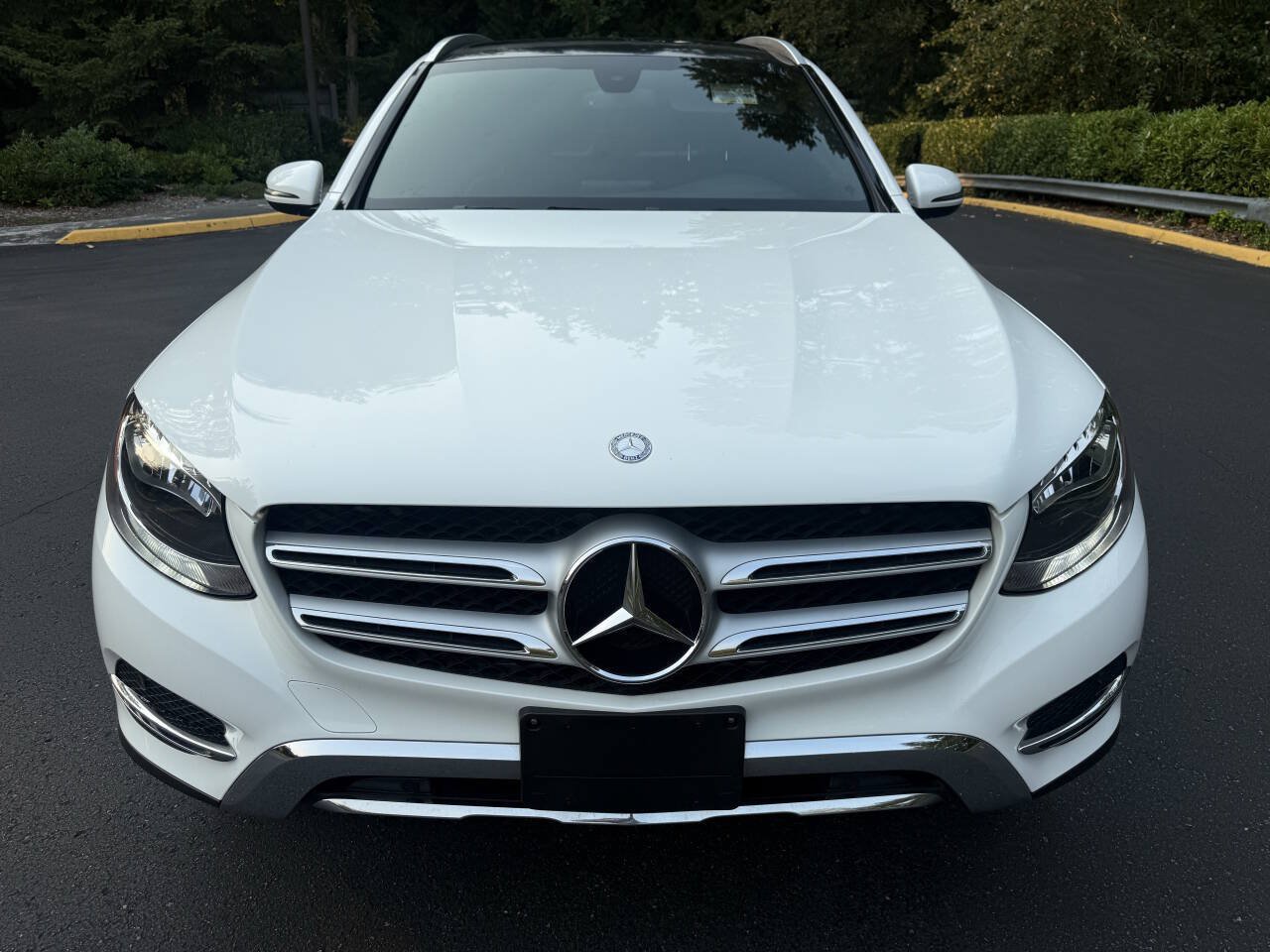 Used 2017 Mercedes-Benz GLC 300 4MATIC w/ Premium 1 Package image 25