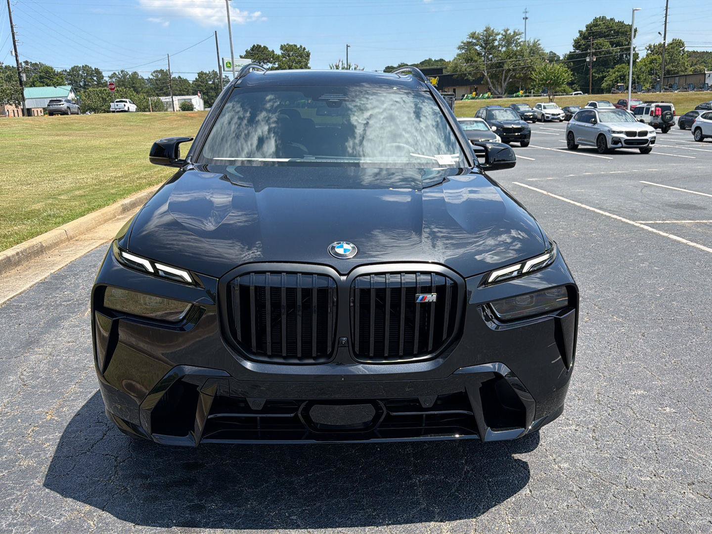 New 2027 BMW X7 M60i AWD/4WD image 9