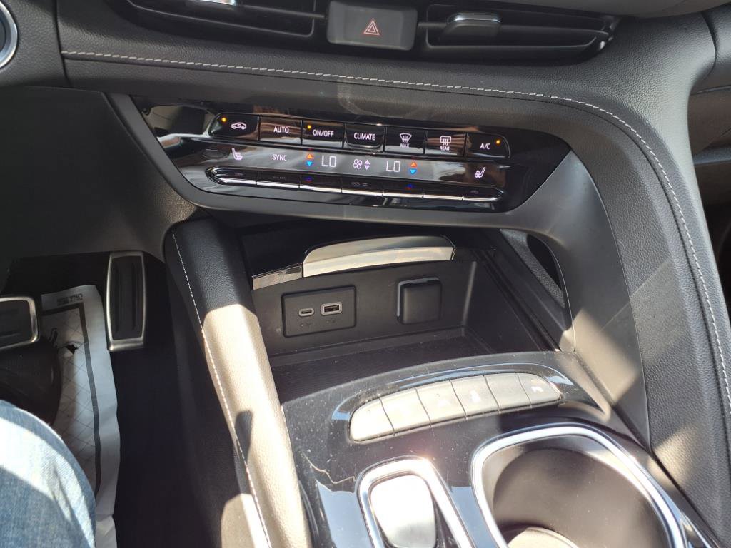 Used 2022 Buick Envision Preferred image 15