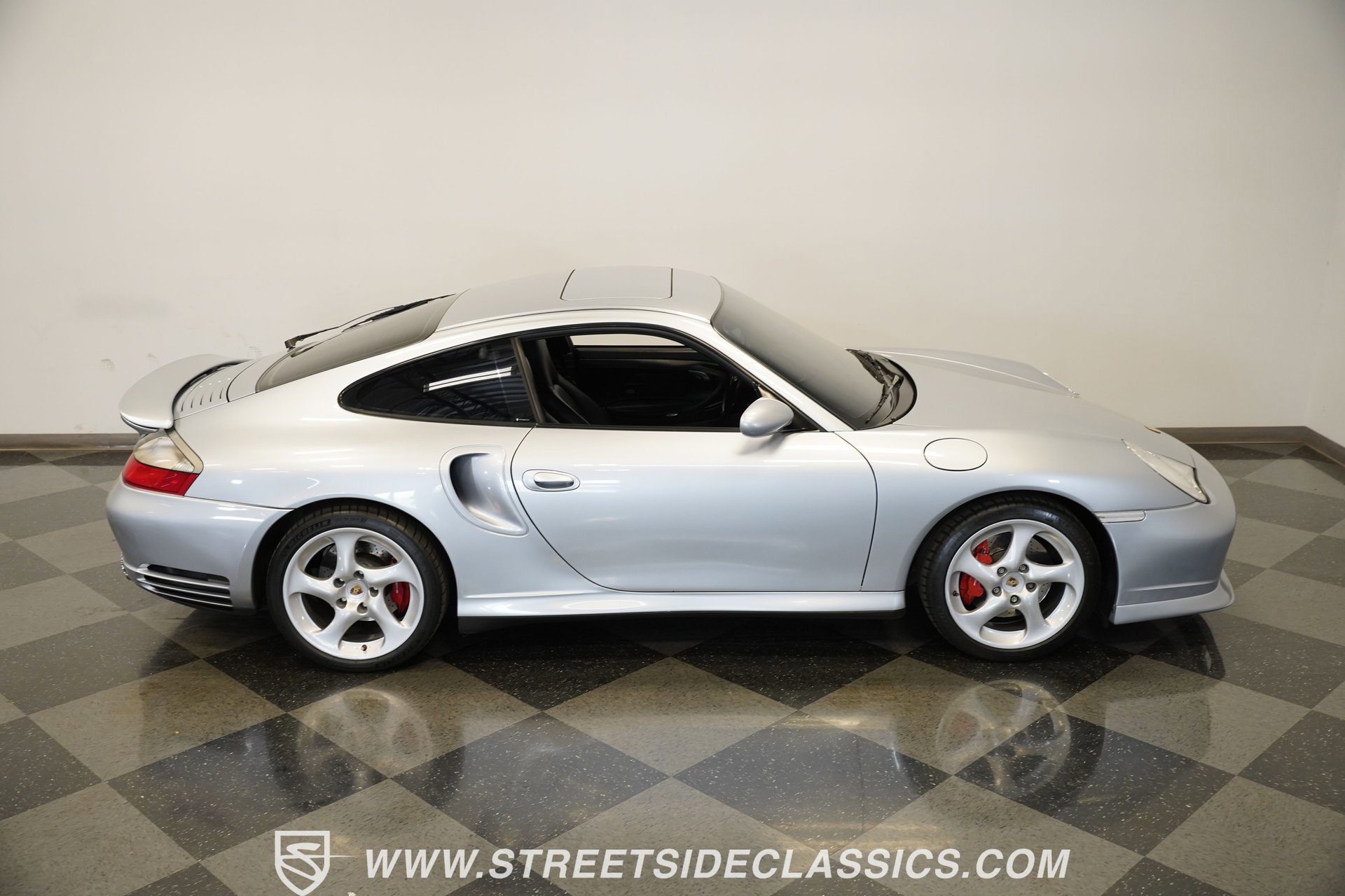 Used 2002 Porsche 911 Turbo image 18