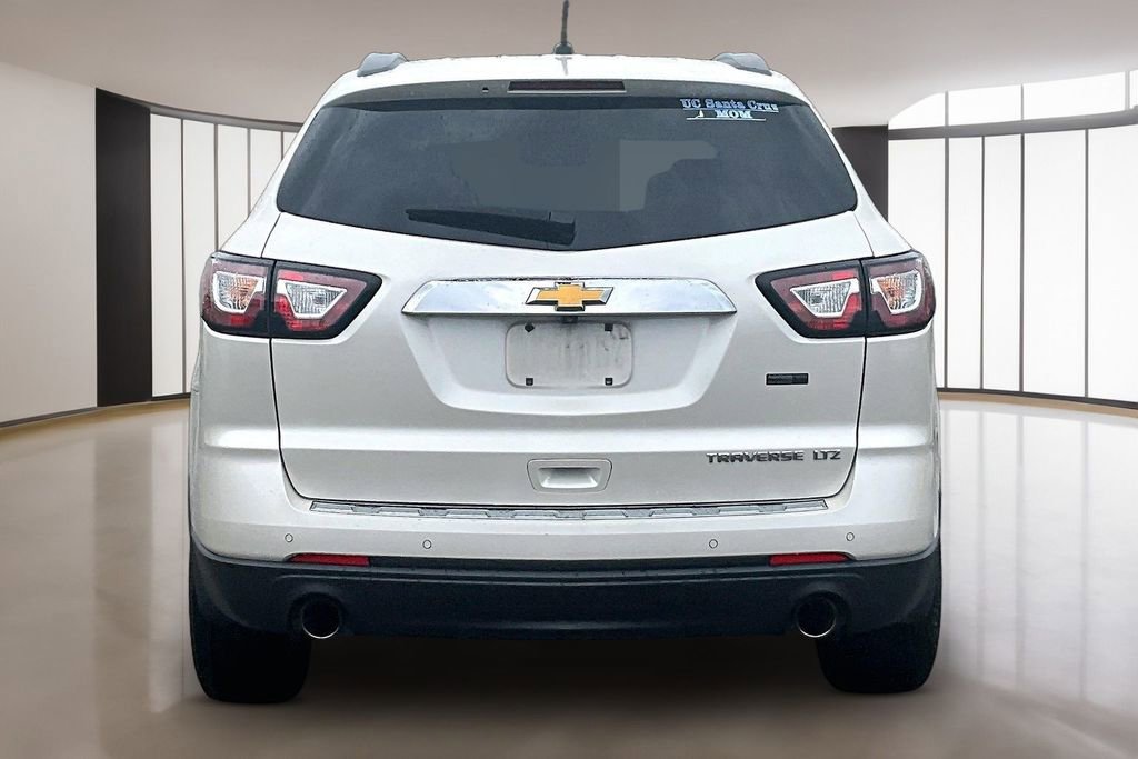 Used 2015 Chevrolet Traverse LTZ FWD image 4