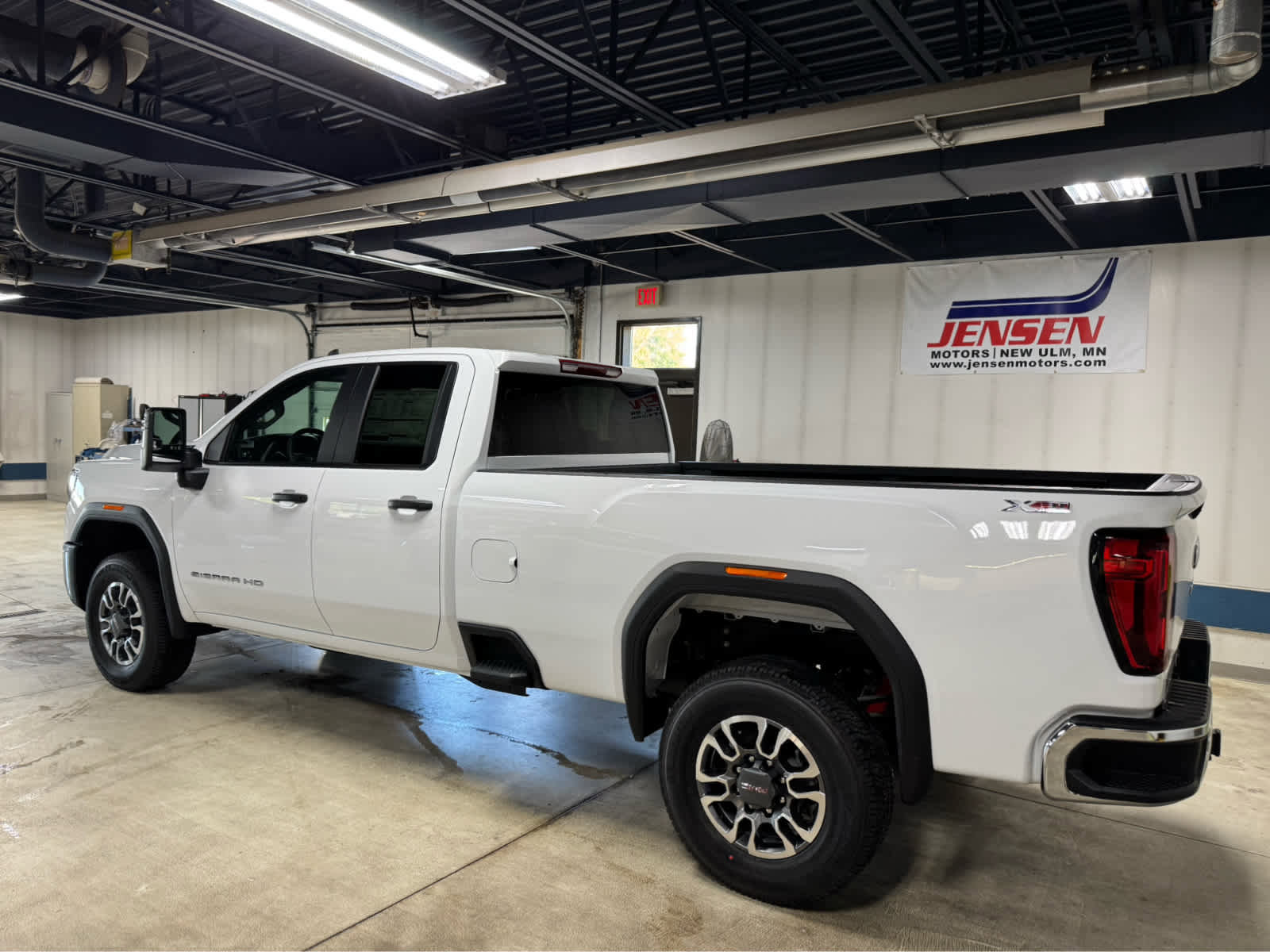 New 2026 GMC Sierra 3500 Pro w/ 1SA Pro Safety Plus Package image 5