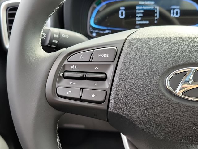 New 2026 Hyundai Venue SEL FWD image 5