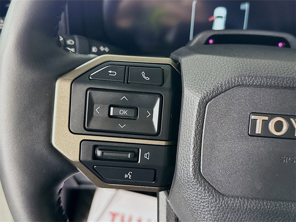 Used 2024 Toyota Land Cruiser image 23