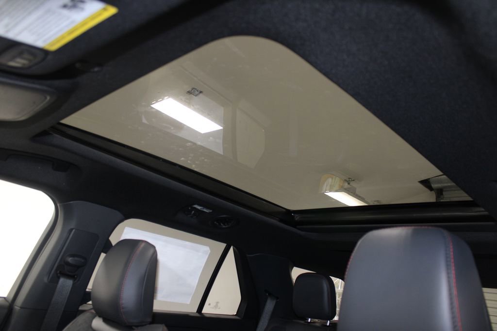 New 2026 Ford Explorer ST w/ Sun And Sound Package image 59