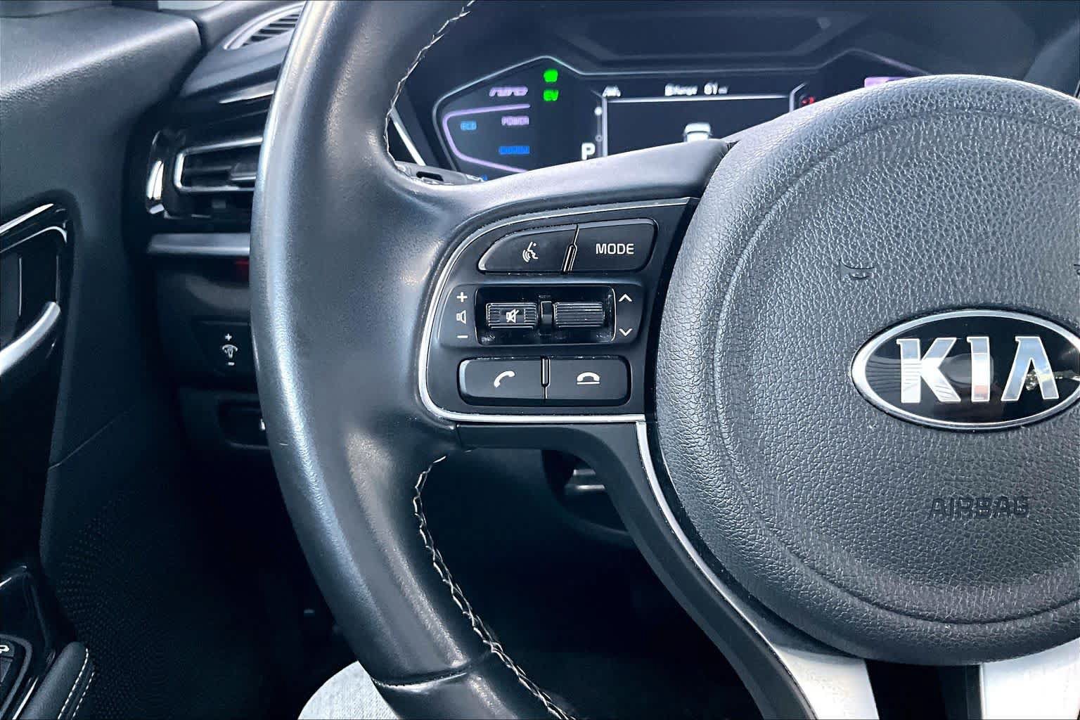 Used 2020 Kia Niro Touring FWD image 24