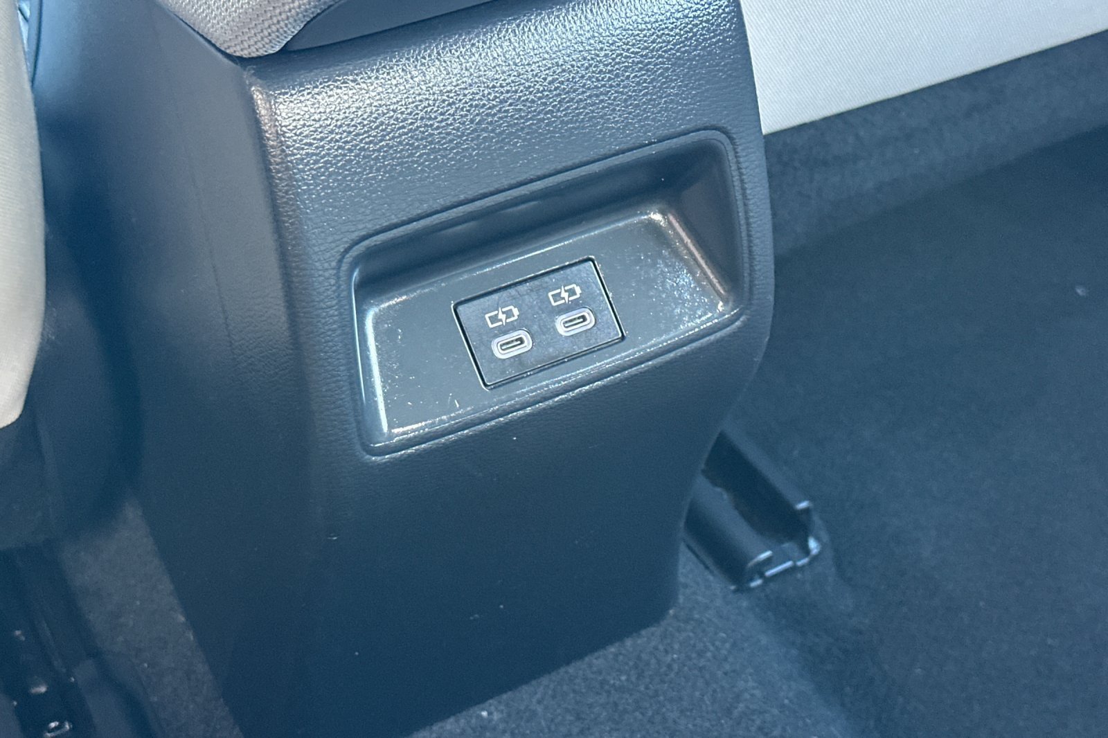 Used 2024 Toyota Corolla LE FWD image 41