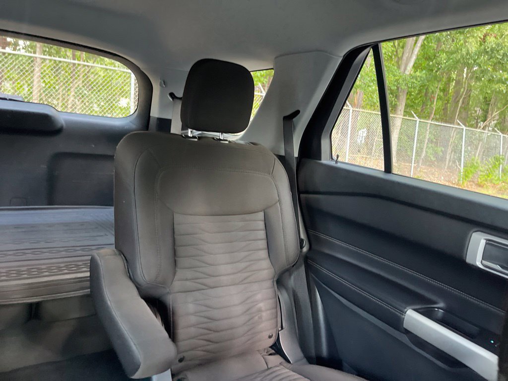 Used 2021 Ford Explorer XLT RWD image 14