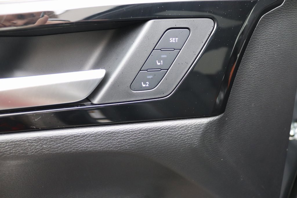 Used 2025 Mitsubishi Outlander SEL AWD/4WD image 22