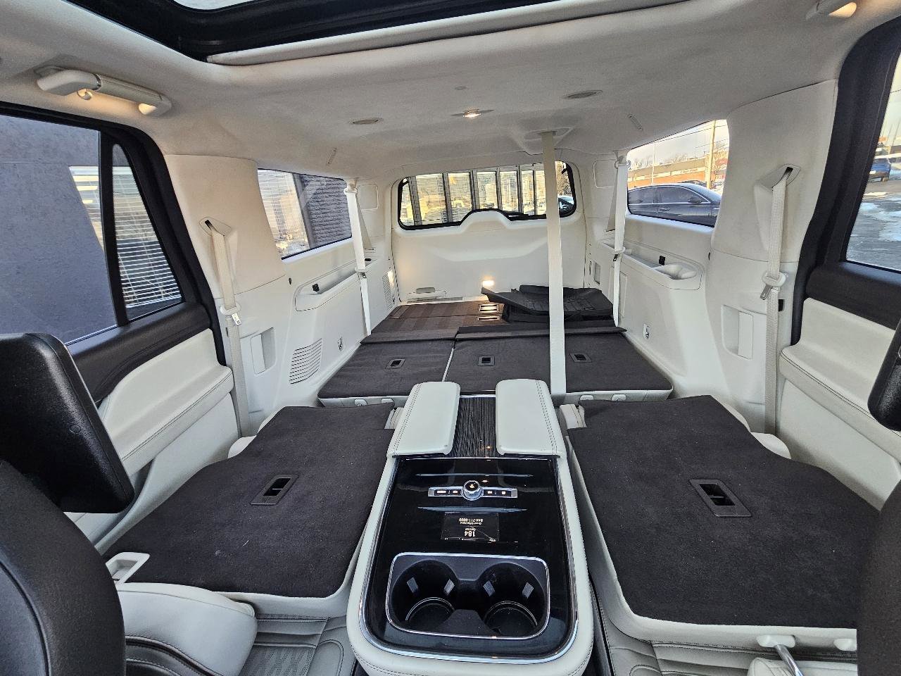 Used 2018 Lincoln Navigator L Black Label w/ Cargo Package AWD/4WD image 44