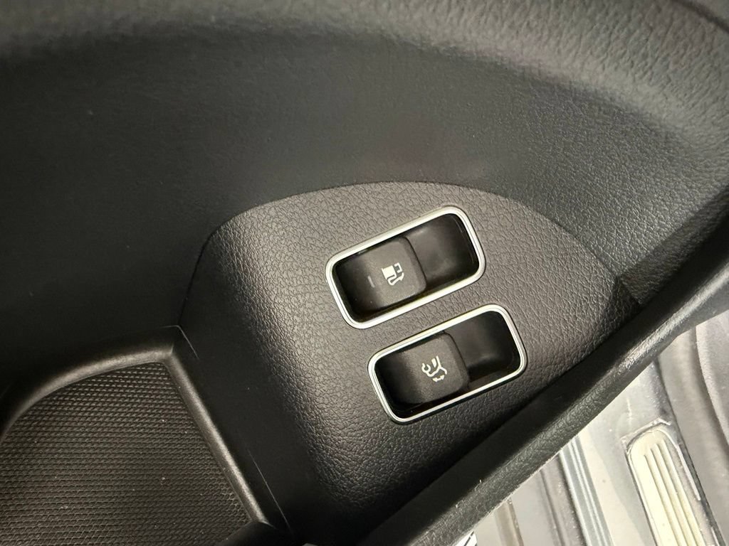 Used 2026 Mercedes-Benz GLE 450e 4MATIC image 18