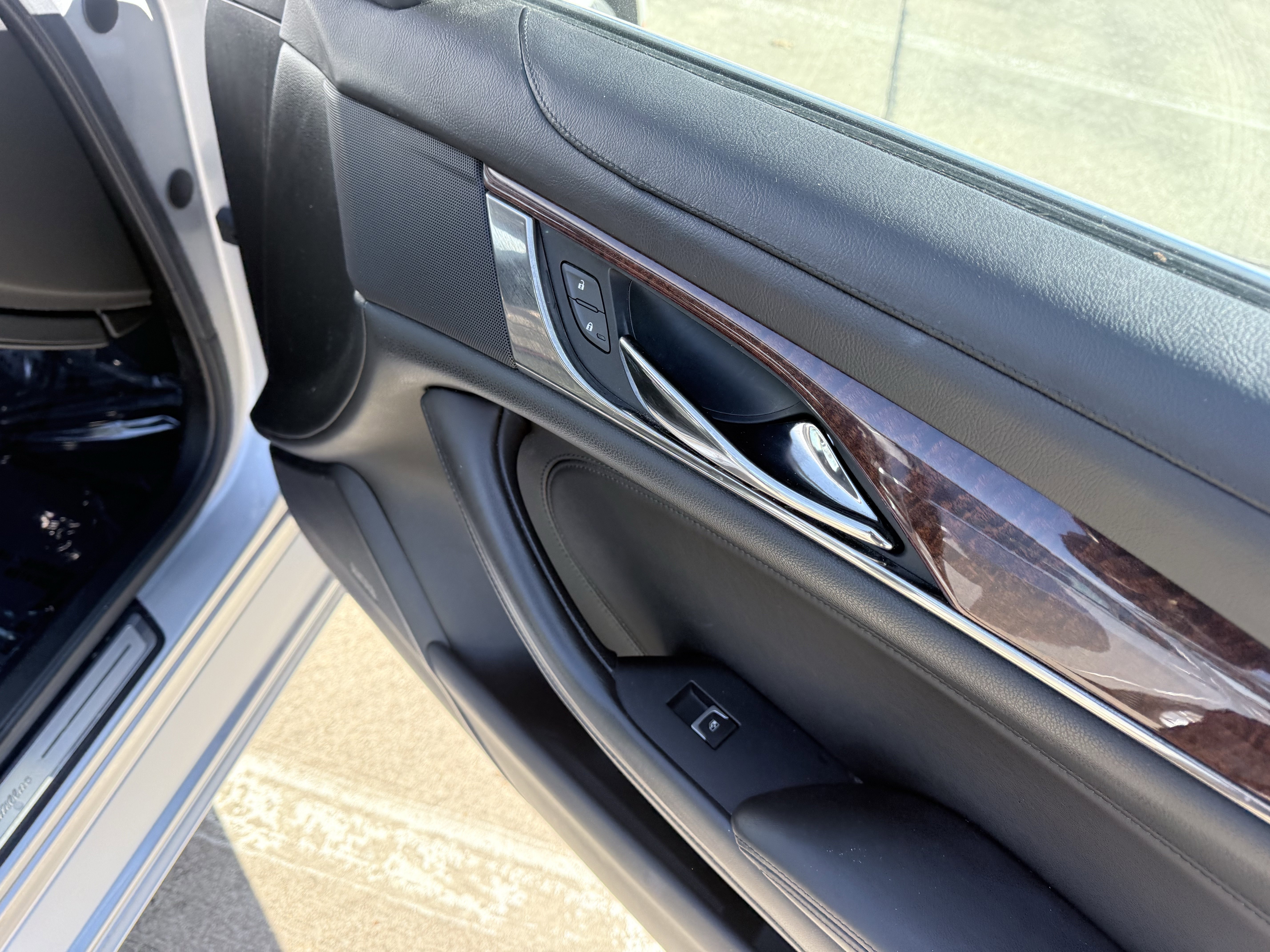 Used 2014 Cadillac CTS Sedan w/ Seating Package image 41