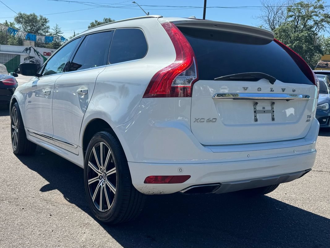Used 2017 Volvo XC60 T6 Inscription w/ Protection Package AWD/4WD image 5
