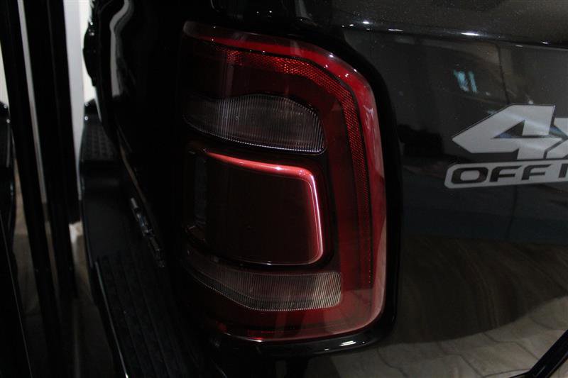 Used 2021 RAM 1500 Limited AWD/4WD image 11