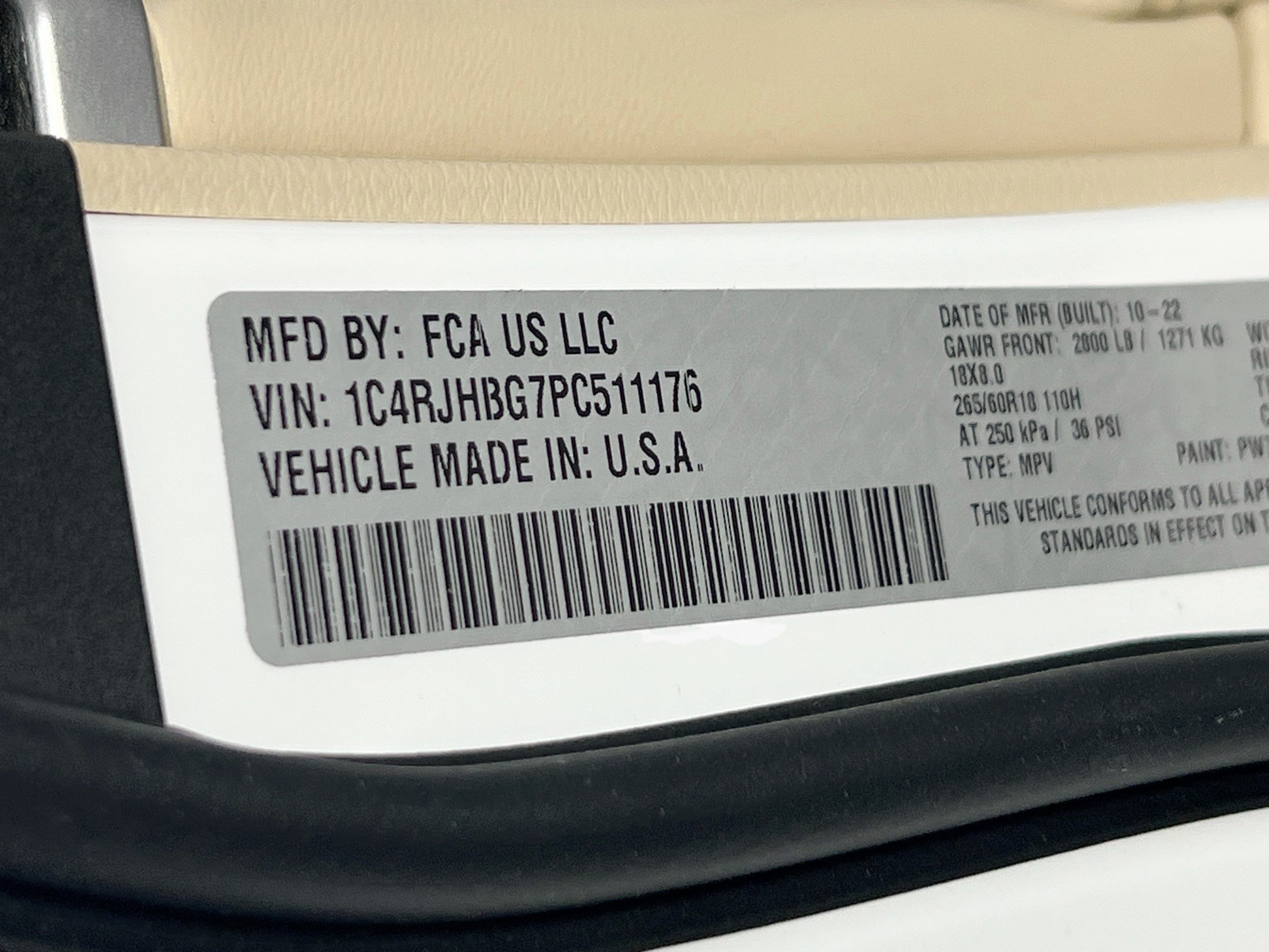 Used 2023 Jeep Grand Cherokee Limited AWD/4WD image 31