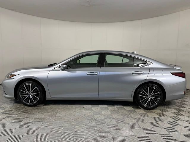 Certified 2025 Lexus ES 300h 300h w/ Premium Package image 3