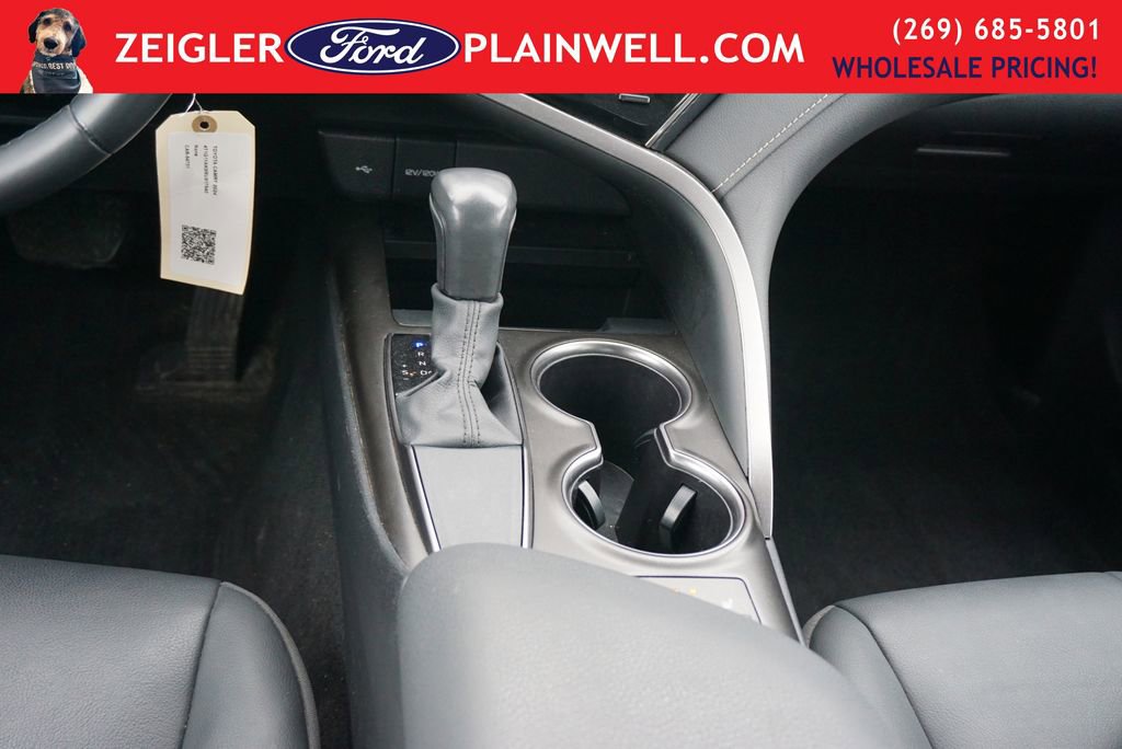 Used 2024 Toyota Camry SE image 15