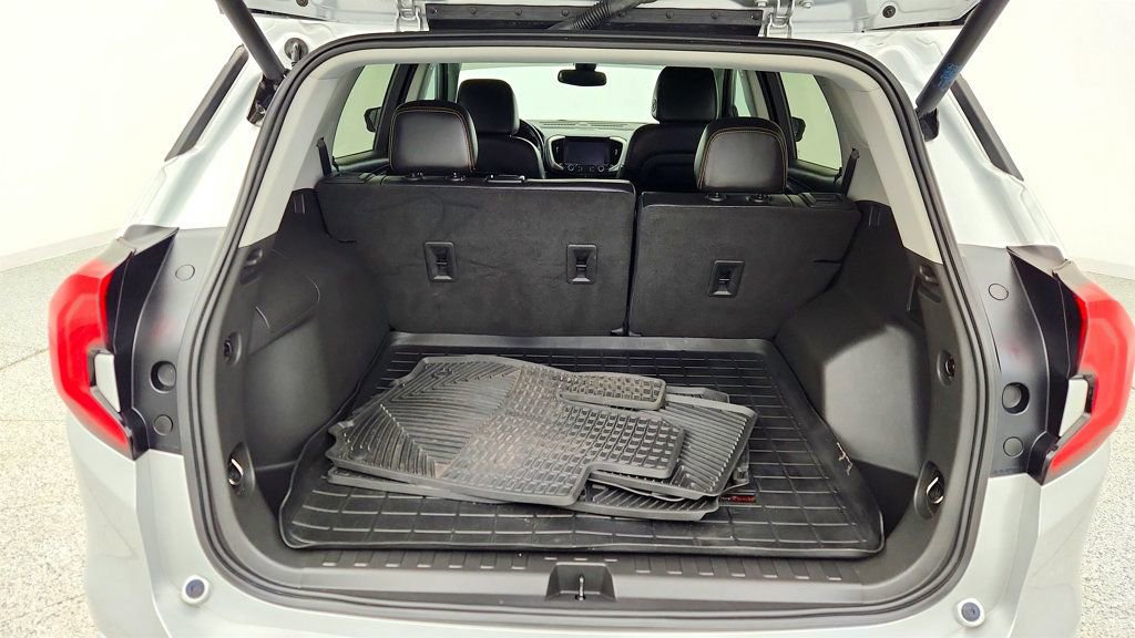 Used 2021 GMC Terrain SLT w/ Infotainment Package II image 22