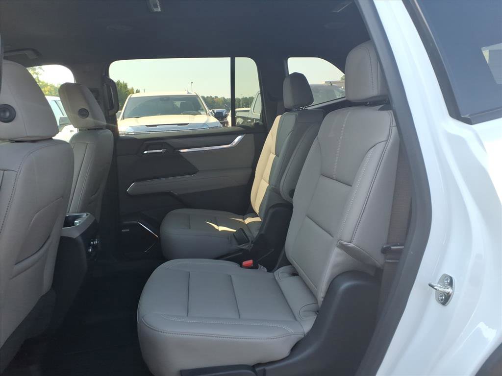 New 2026 GMC Acadia Elevation w/ Elevation Premium Package FWD image 22