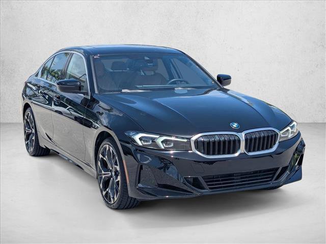 Certified 2025 BMW 330i Sedan w/ Premium Package image 3