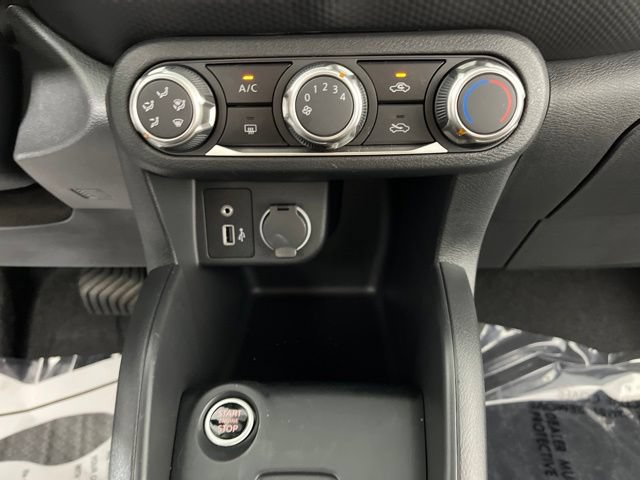 Certified 2025 Nissan Kicks Play S FWD image 27