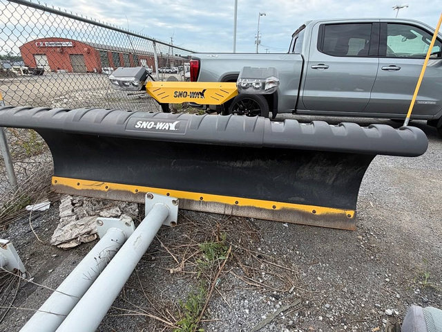 Used 2018 GMC Sierra 3500 4x4 Regular Cab w/ Snow Plow Prep Package image 40