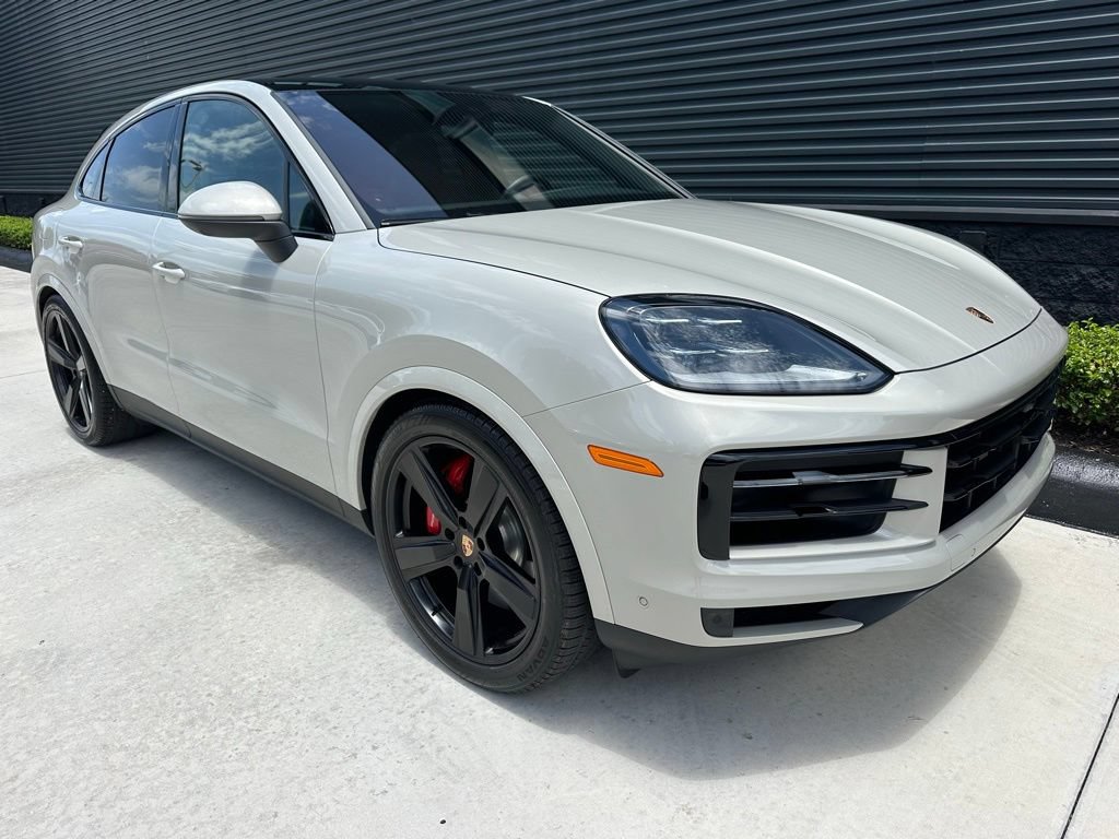 Certified 2026 Porsche Cayenne S AWD/4WD image 12