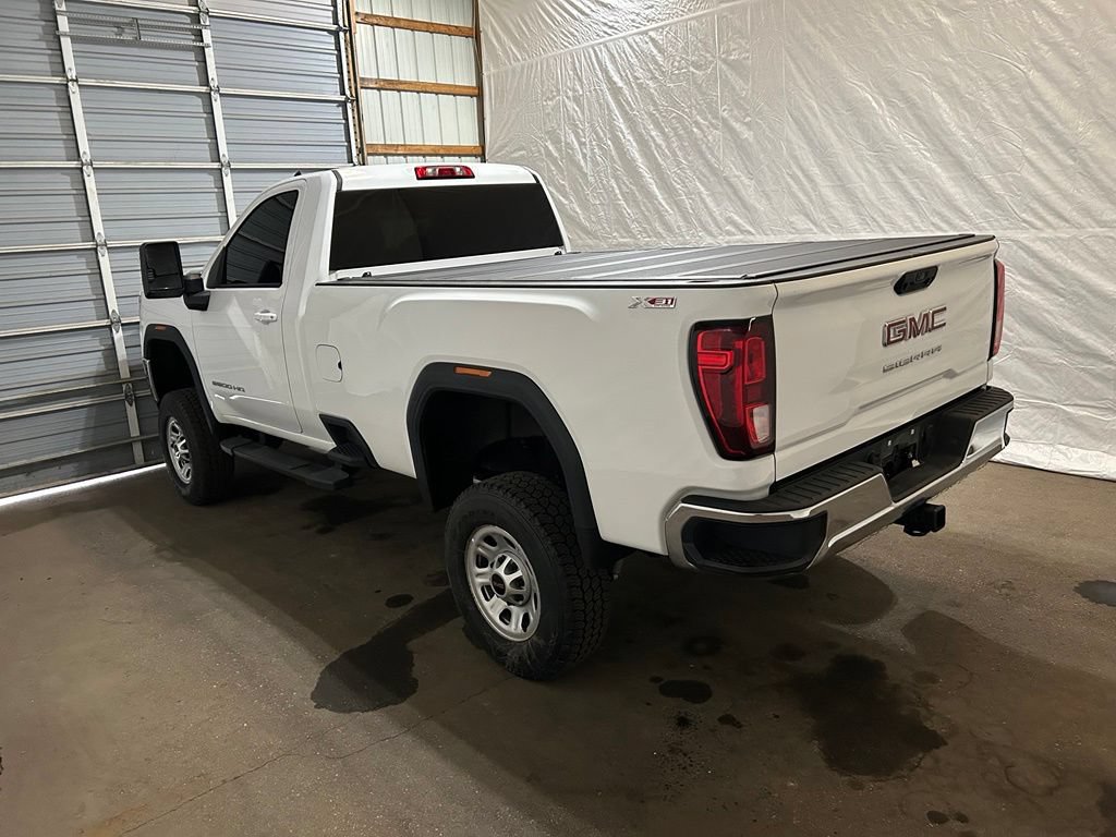 Used 2022 GMC Sierra 3500 SLE w/ SLE Convenience Package AWD/4WD image 4