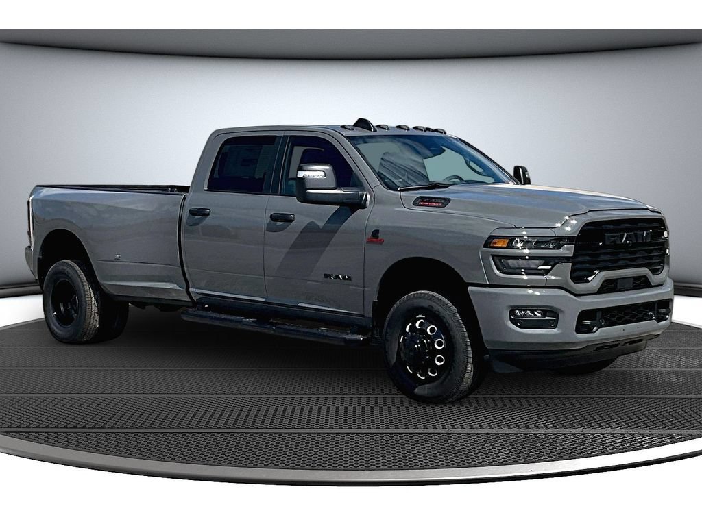New 2026 RAM 3500 Big Horn AWD/4WD image 16