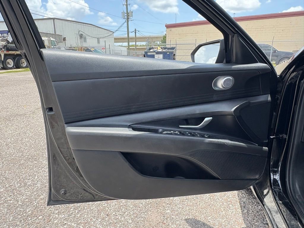 Used 2023 Hyundai Elantra Blue w/ Cargo Package FWD image 10