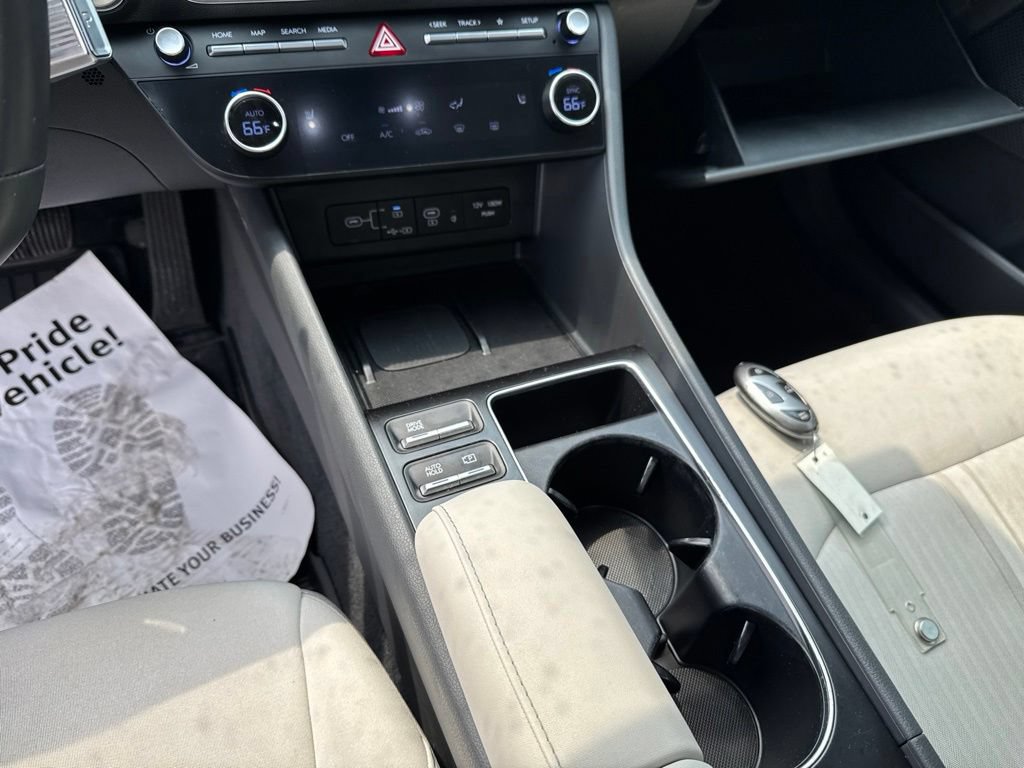 Used 2025 Hyundai Sonata SEL FWD image 20