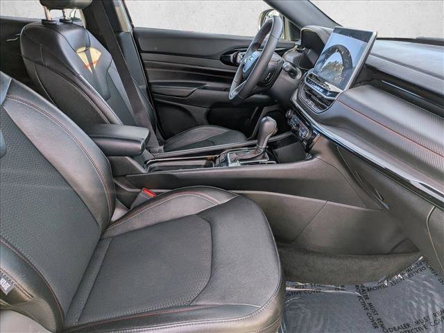 Used 2024 Jeep Compass Trailhawk image 20